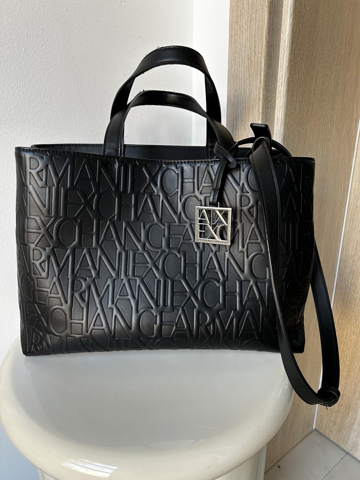 ŽENSKA TORBA ARMANI EXCHANGE