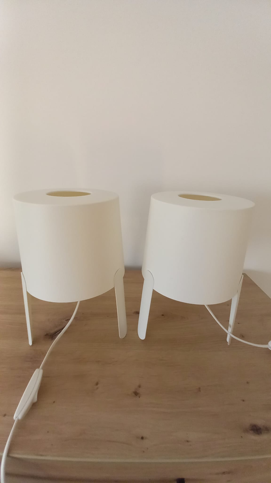 2 NOĆNE LAMPE