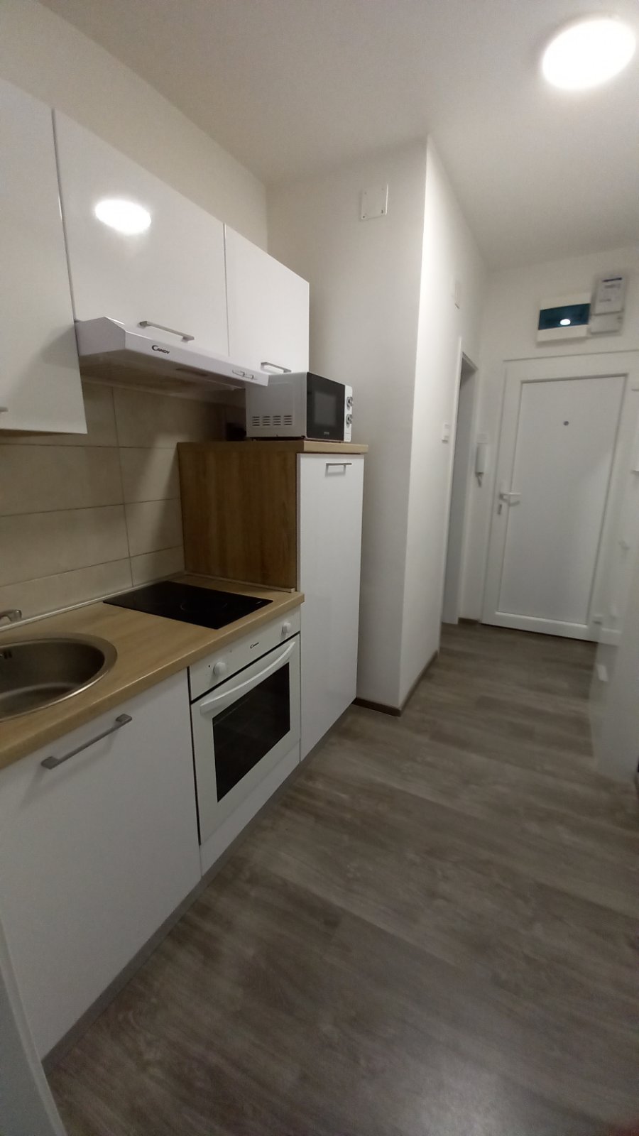 STAN OSIJEK NAJAM JUG 2, dvosoban stan na 4.katu, fotografija 2